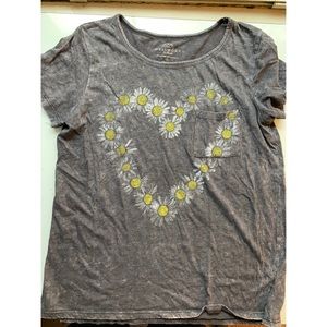 Daisy Heart T-shirt